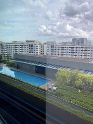 Woodlands Avenue 5 (D25), Office #459750341